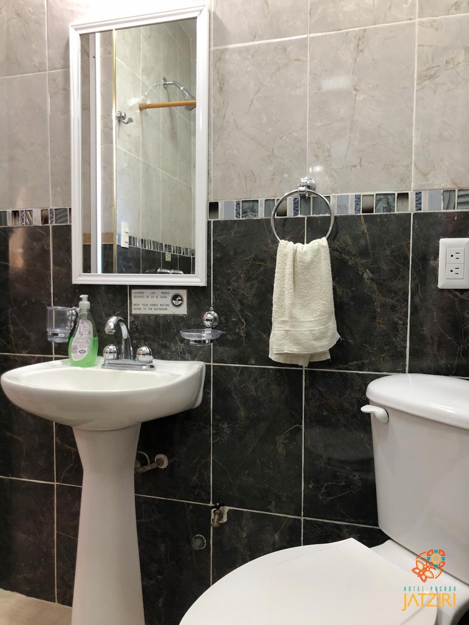 Jatziri 3*